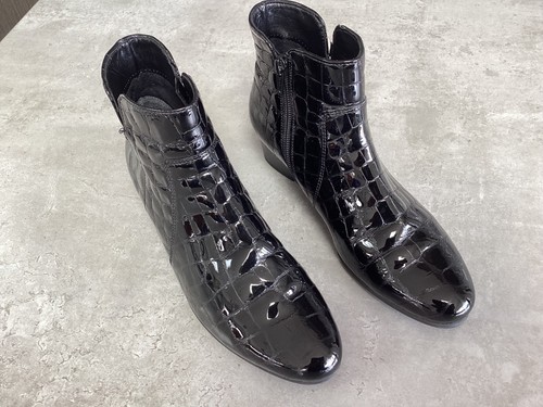 Ladies gabor black patent croc - black,