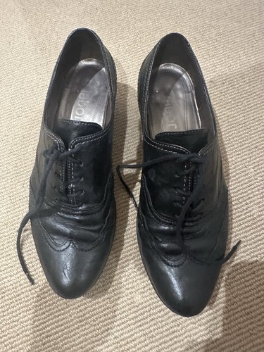 Gabor size black lace up - 4.5,