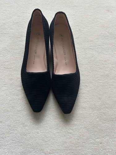 Gabor suede black heels size - , 6